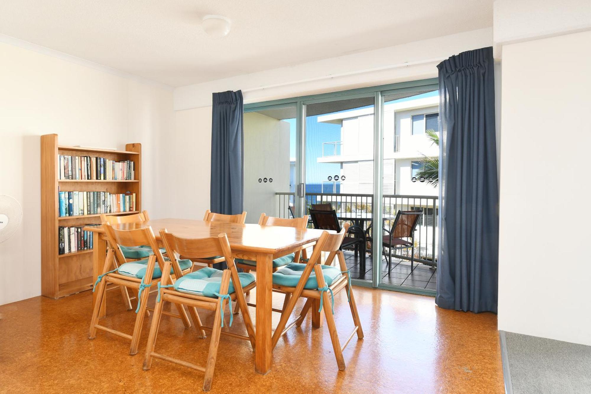Lindomare Apartments Калаундра Экстерьер фото